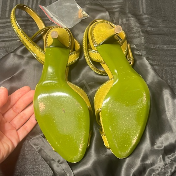 YVEsSaintLaurent size 38 , made in Italy , leather, open toe strappy heels . - Picture 8 of 8